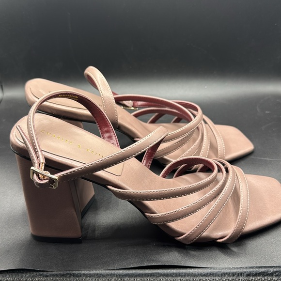 Charles & Keith Wedges - Picture 2 of 8